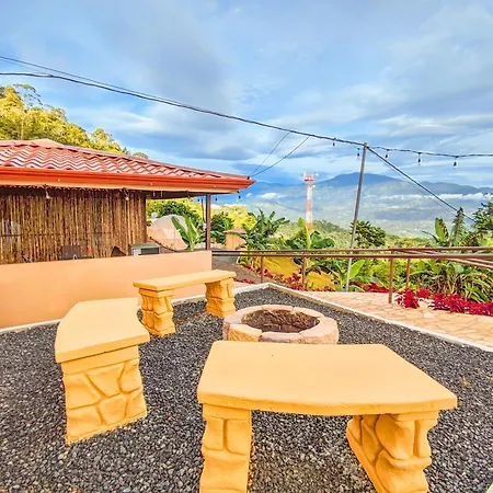 Las Colinas Glamping Turrialba Exterior photo