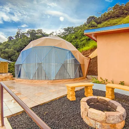 Las Colinas Glamping Turrialba Exterior photo