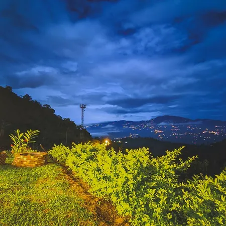 Las Colinas Glamping Turrialba Exterior photo