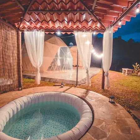 Las Colinas Glamping Turrialba Exterior photo