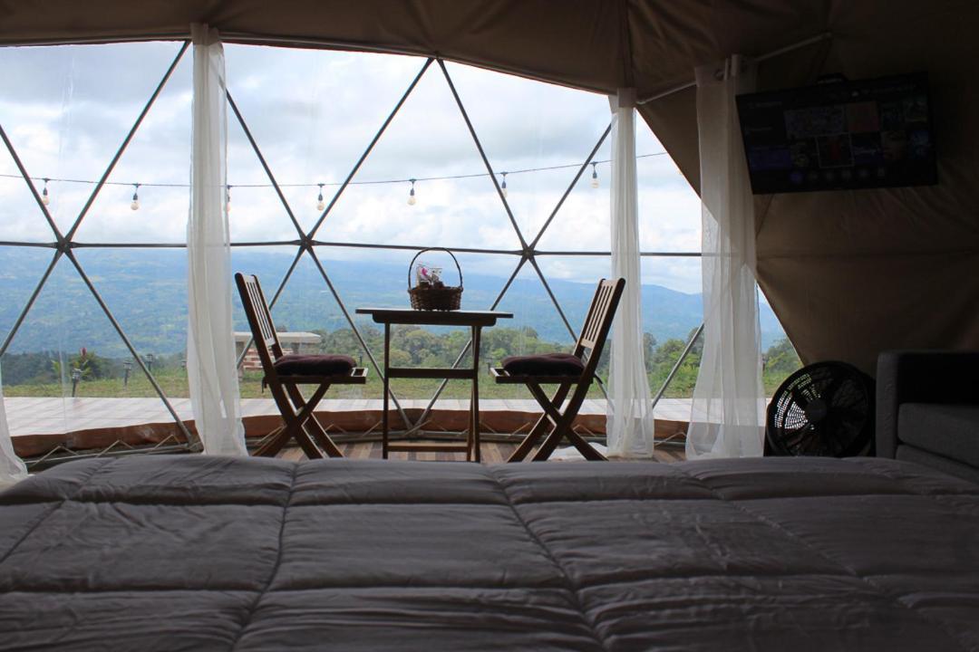 Colinas Glamping Turrialba