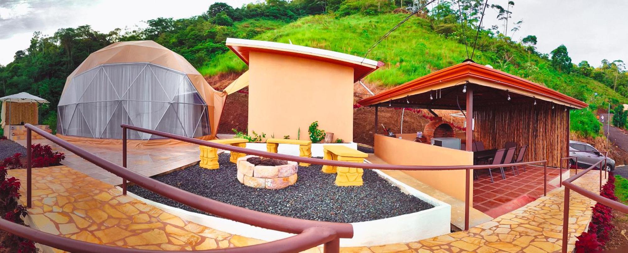 Colinas Glamping Campsite Turrialba