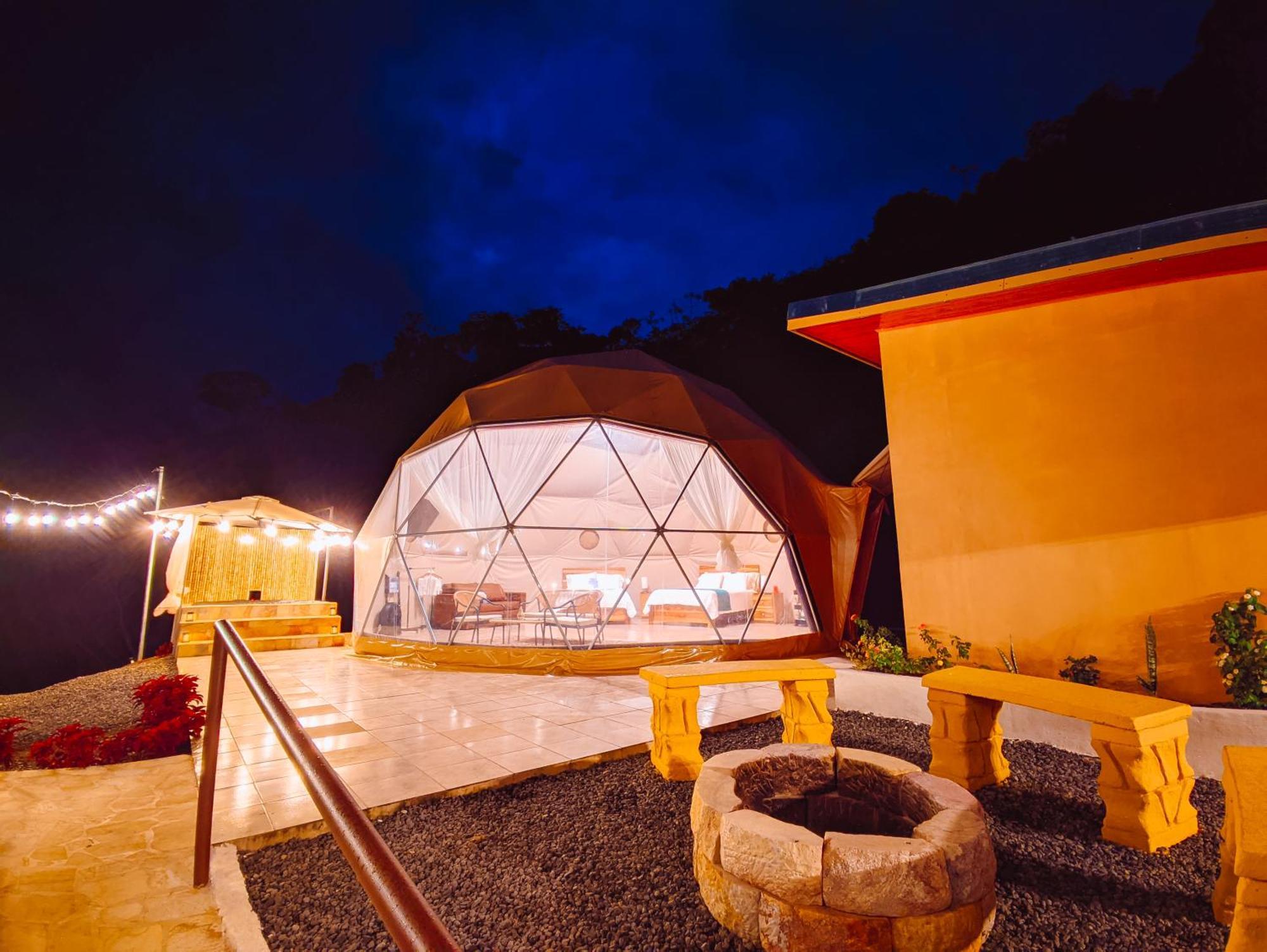 Colinas Glamping Campsite *