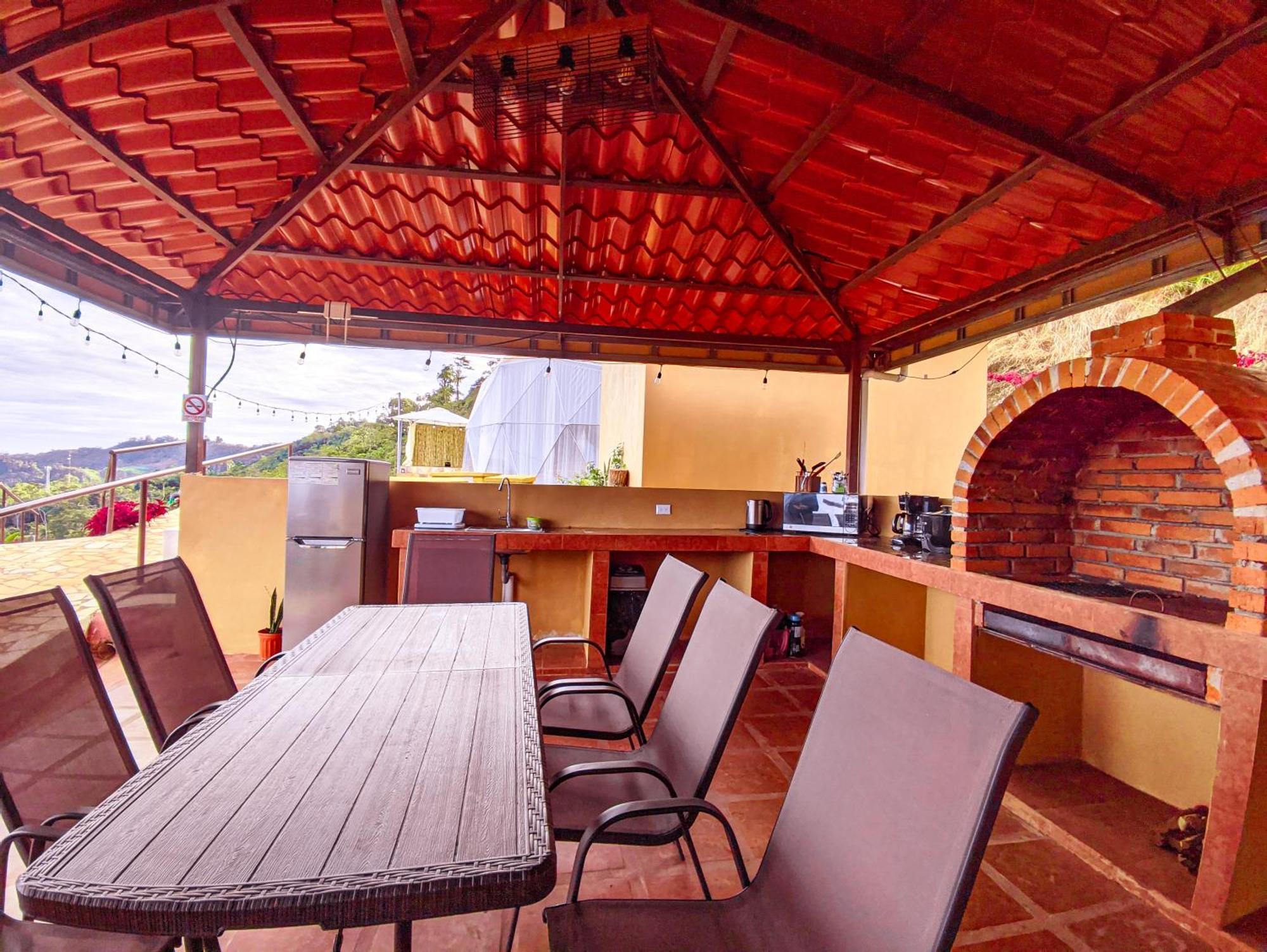 Campsite Colinas Glamping *