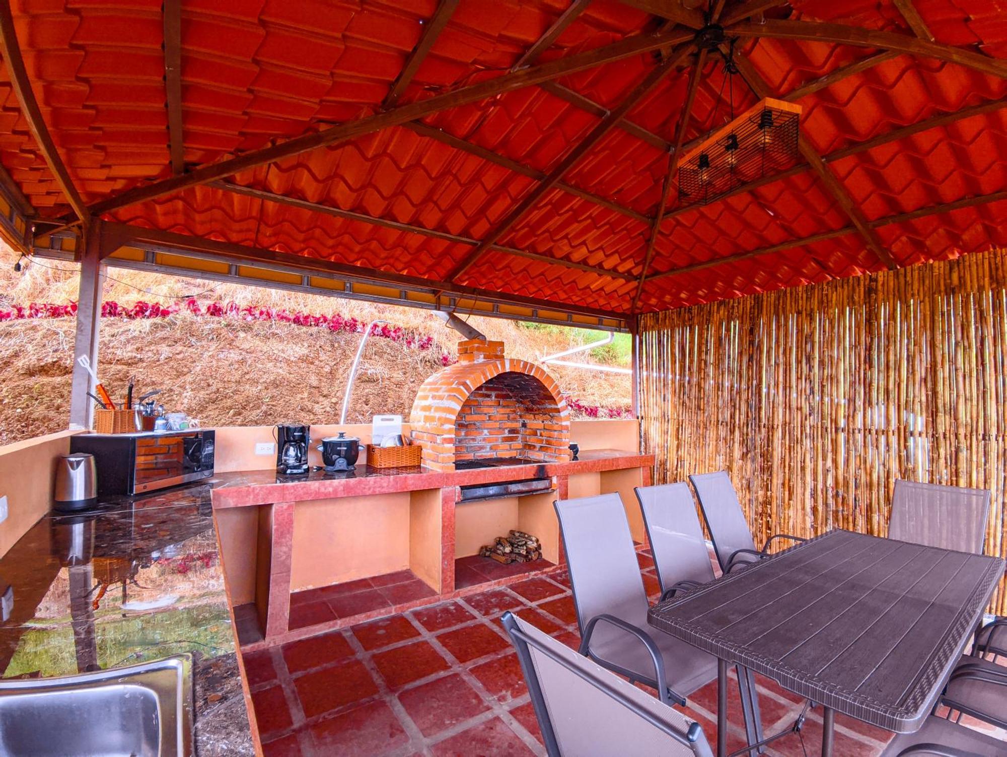 Colinas Glamping *