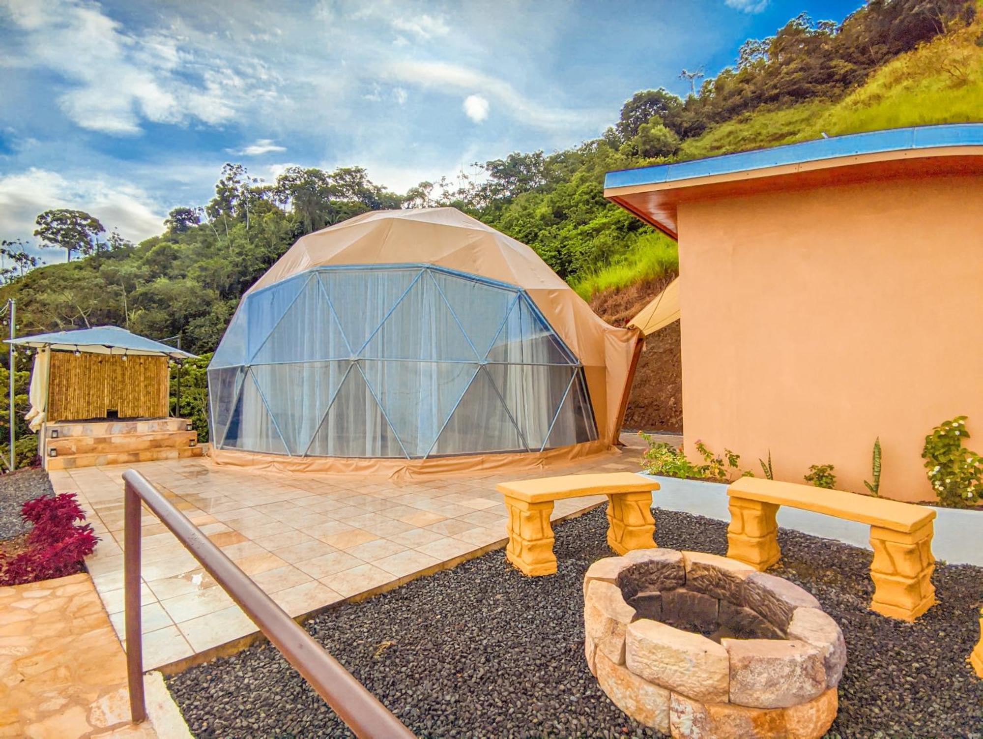 Colinas Glamping Campsite Turrialba