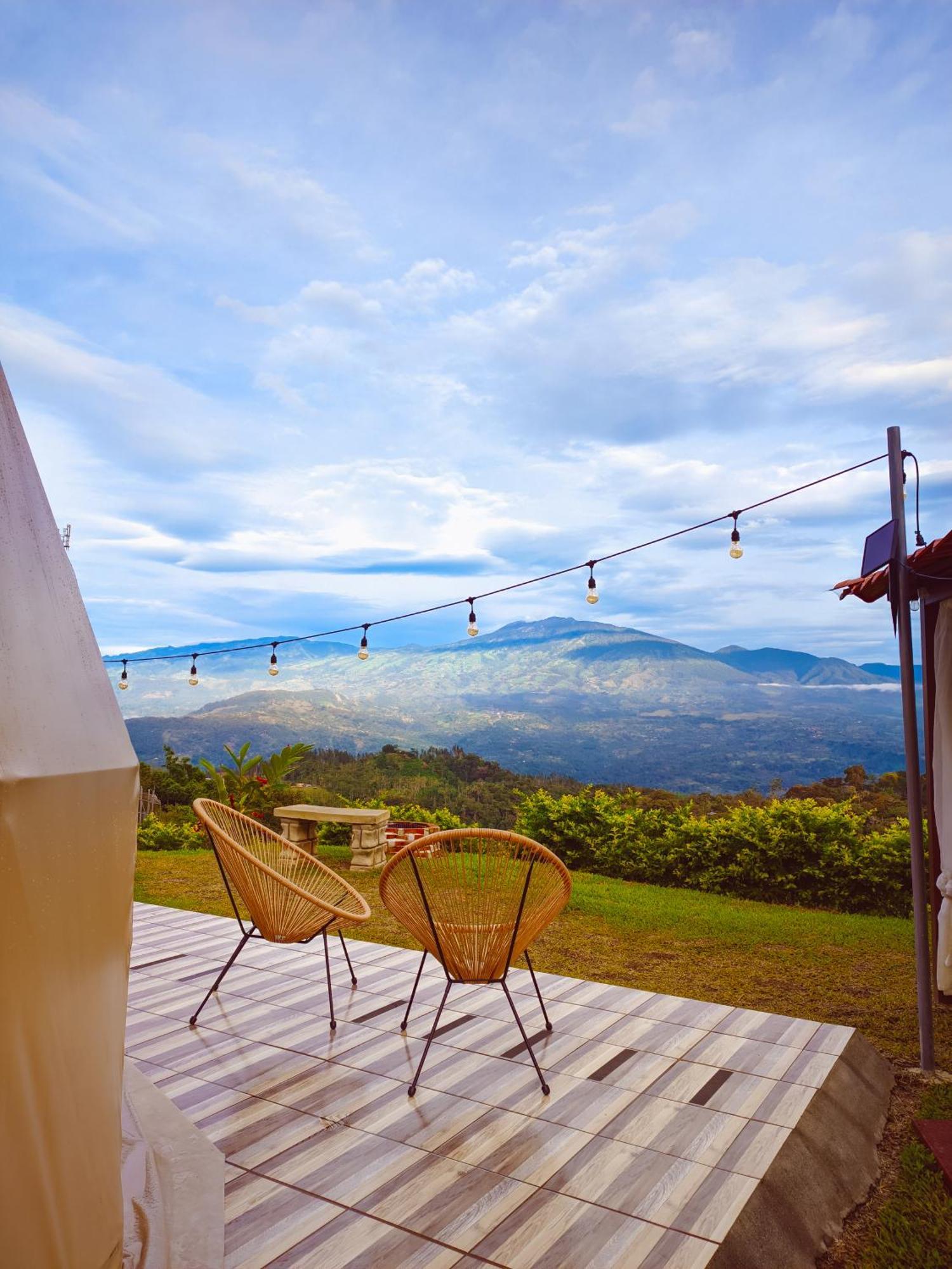 Colinas Glamping Campsite Turrialba