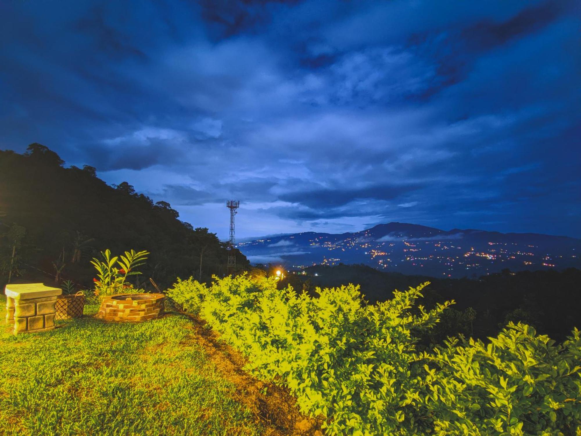 Campsite Colinas Glamping Turrialba