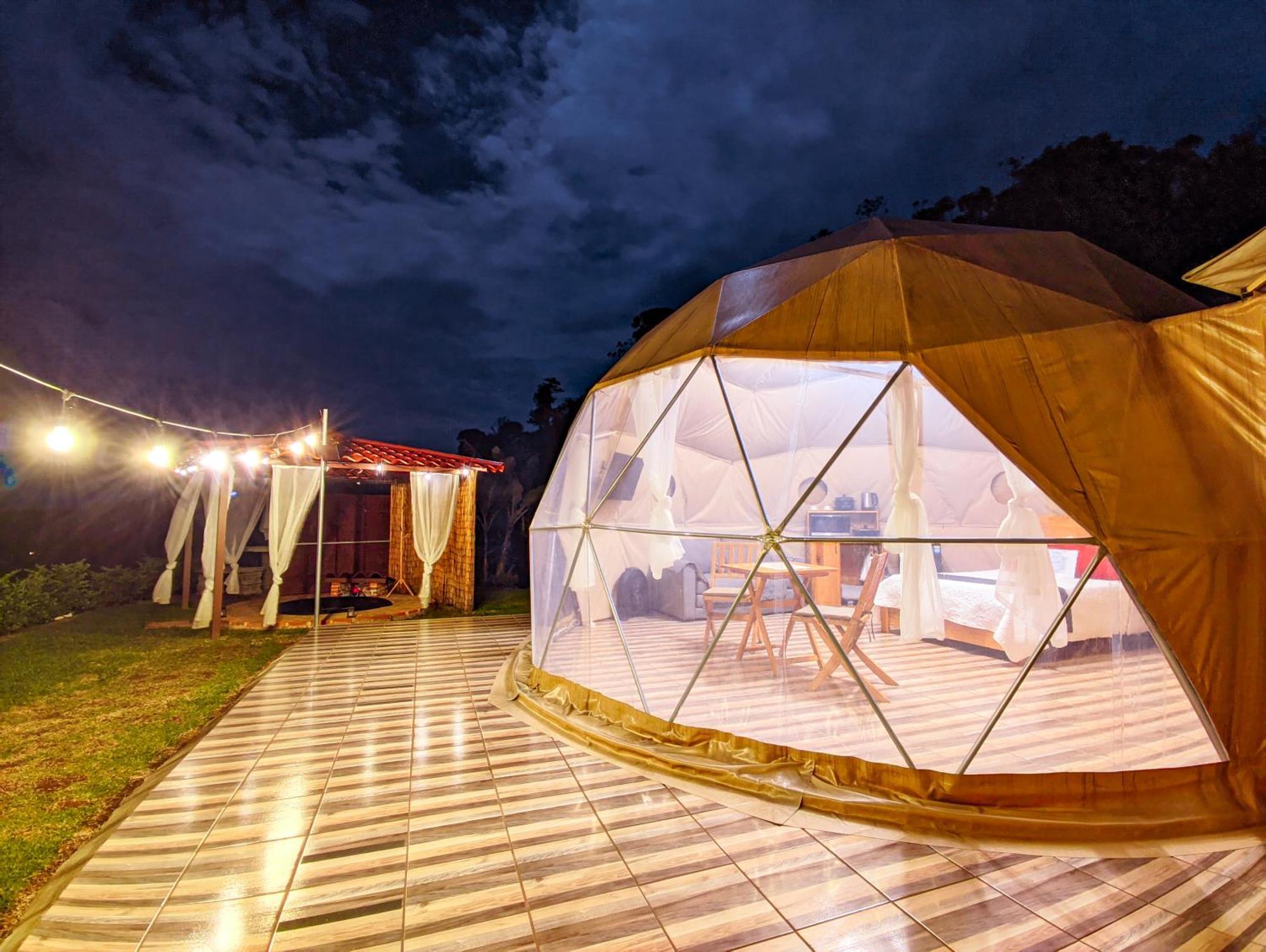 Campsite Colinas Glamping *