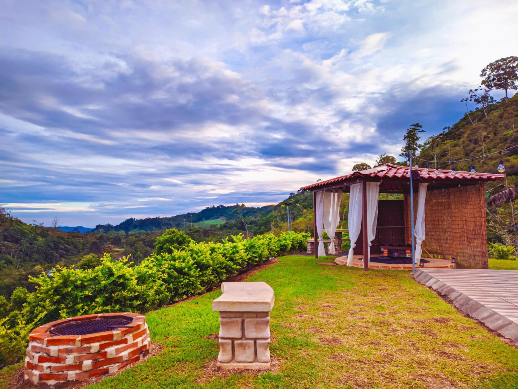 Colinas Glamping *