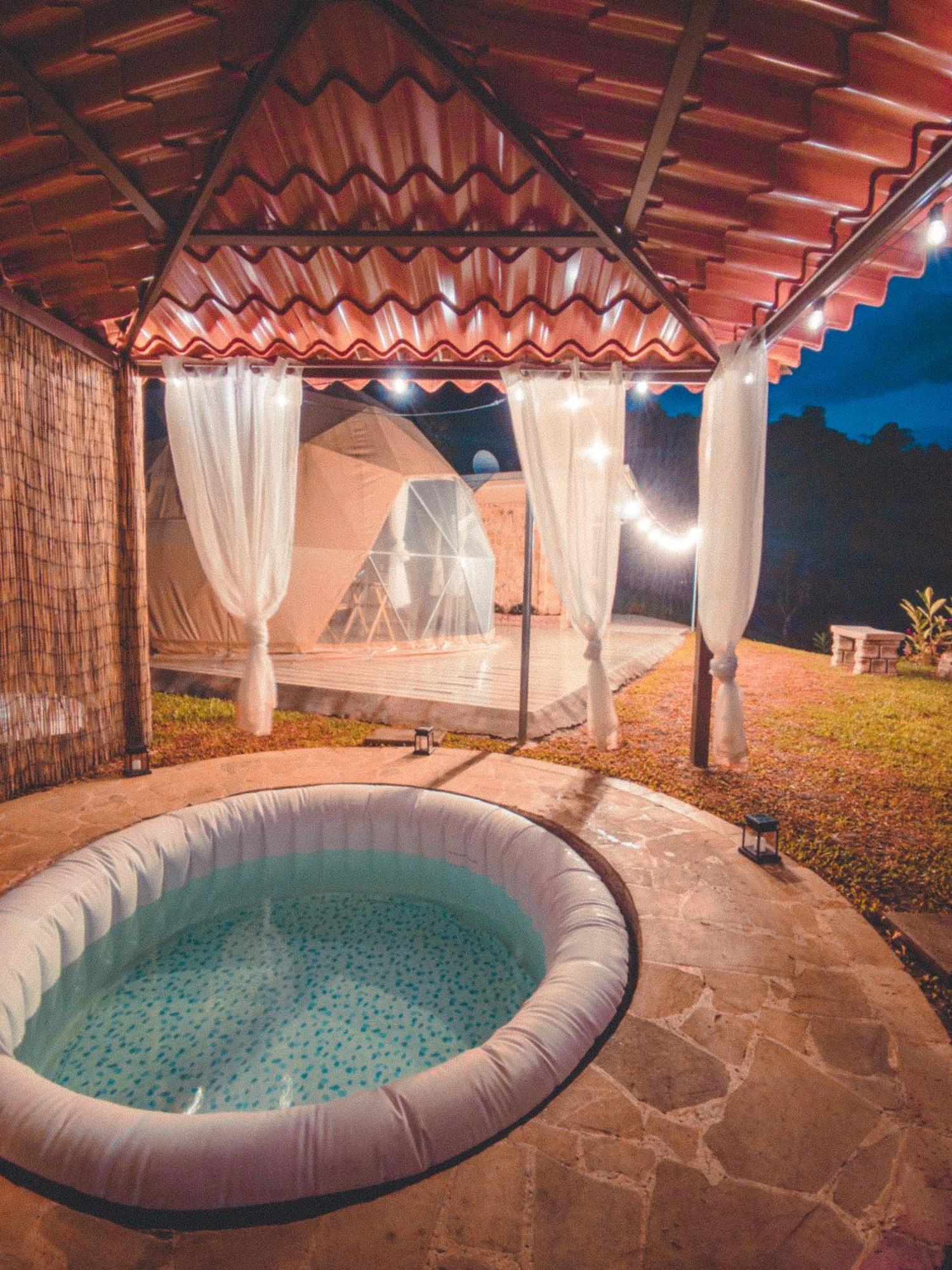 Colinas Glamping Turrialba
